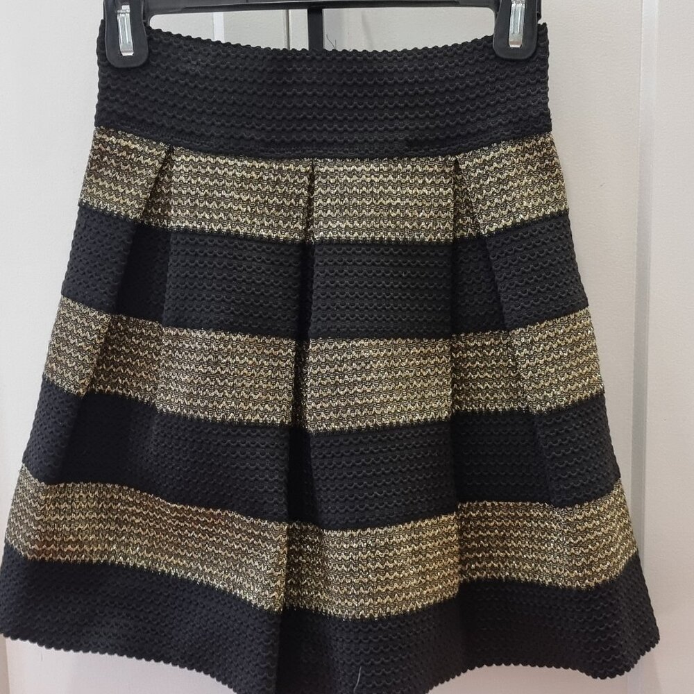 Xhilaration Twirl mini skirt